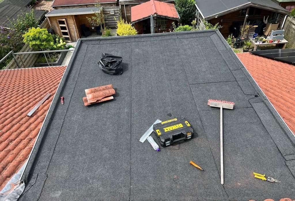 Kosten Besparen Bij Selecteren Dakdekker Leiderdorp